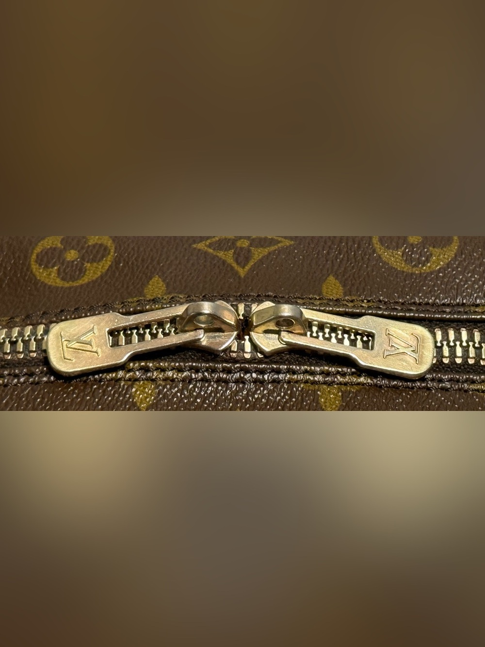 Louis Vuitton Vintage Danube GM
Monogram Canvas Leather - Picture 9 of 17